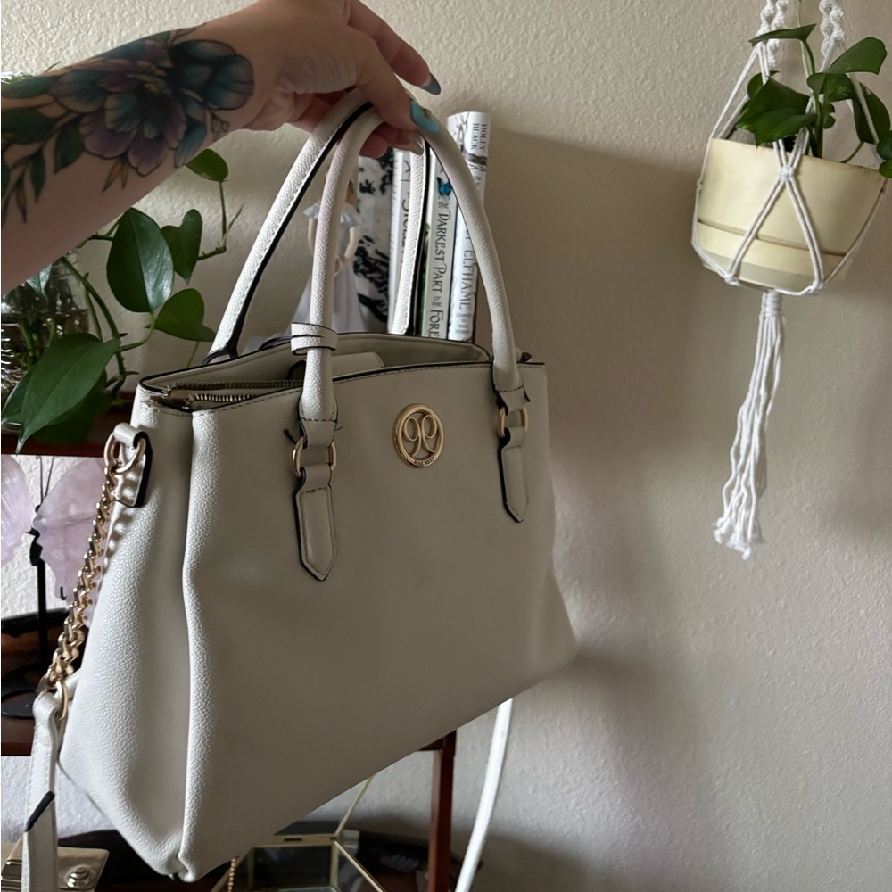 Nine W. White boat accessory bag